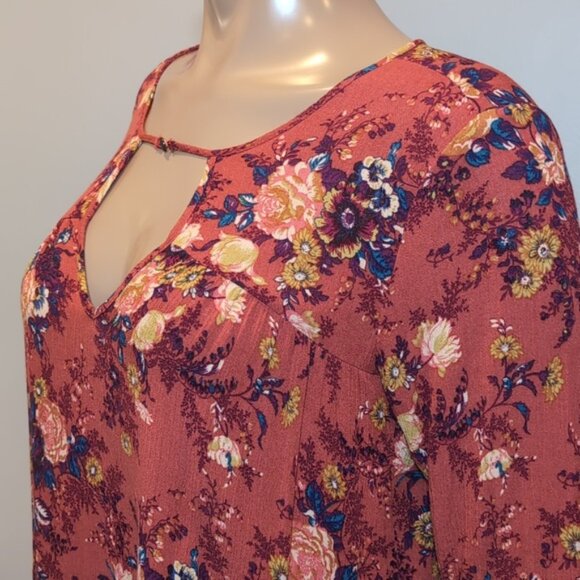 3/$20 American Eagle Floral Keyhole Flowy Blouse Boho Fall Long Sleeve AEO - Picture 7 of 13